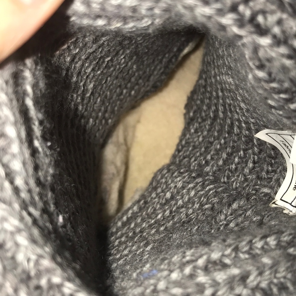 Grey Knit Ugg Boots - Picture 5 of 7